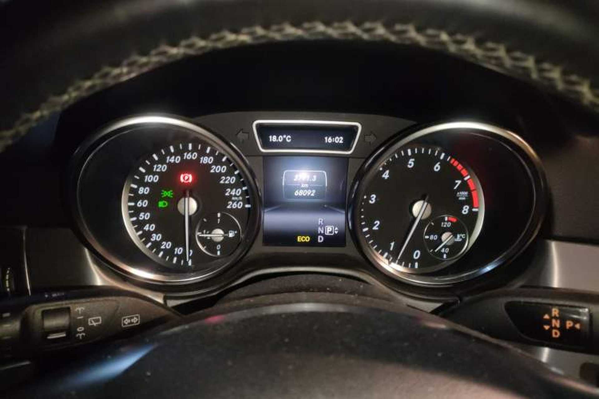 Used Mercedes-Benz M-Class 2015 ML 320 4MATIC Instrument Cluster