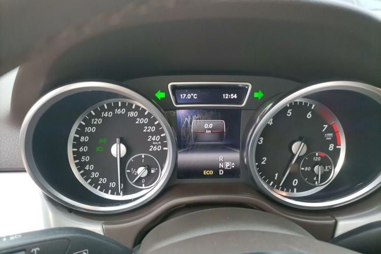 Used Mercedes-Benz M-Class 2015 ML 320 4MATIC Instrument Cluster