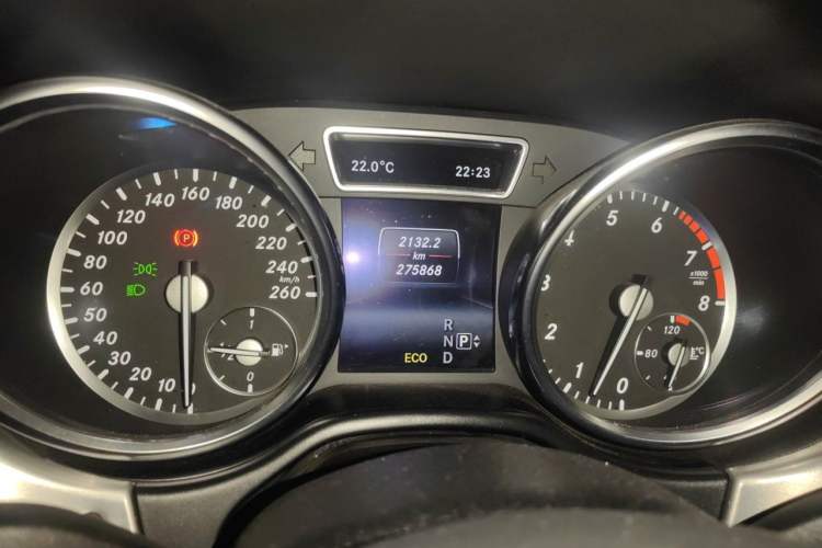 Used Mercedes-Benz M-Class 2015 ML 320 4MATIC Instrument Cluster