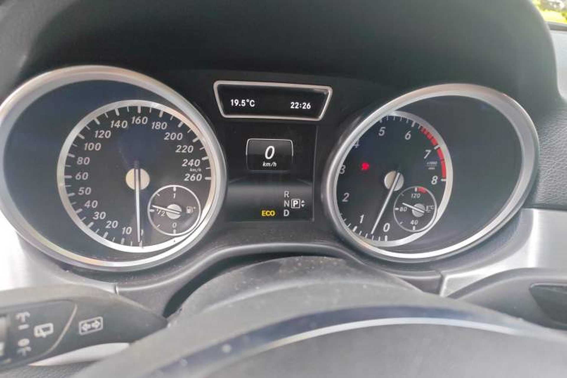 Used Mercedes-Benz M-Class 2015 ML 320 4MATIC Instrument Cluster