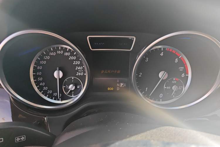 Used Mercedes-Benz M-Class 2015 ML 350 CDI 4MATIC Instrument Cluster