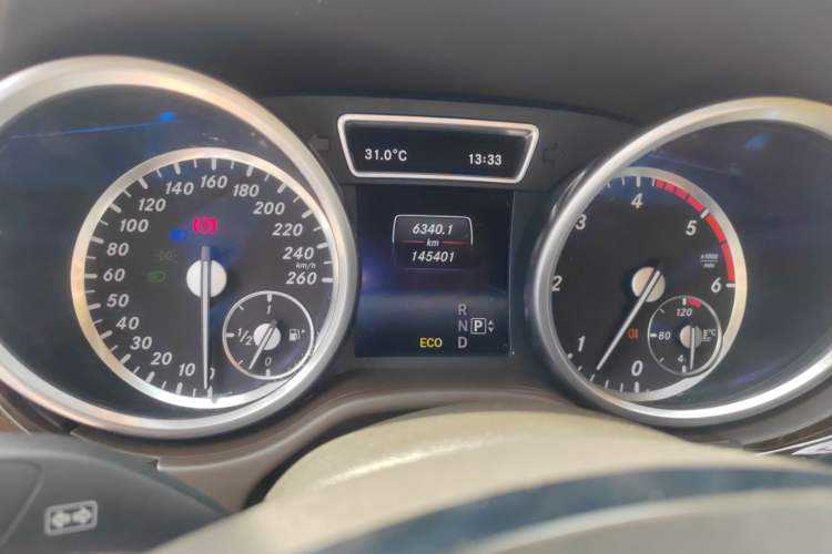 Used Mercedes-Benz M-Class 2015 ML 350 CDI 4MATIC Instrument Cluster