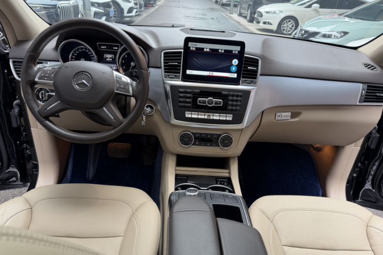 Used Mercedes-Benz M-Class 2015 ML 320 4MATIC Instrument Cluster
