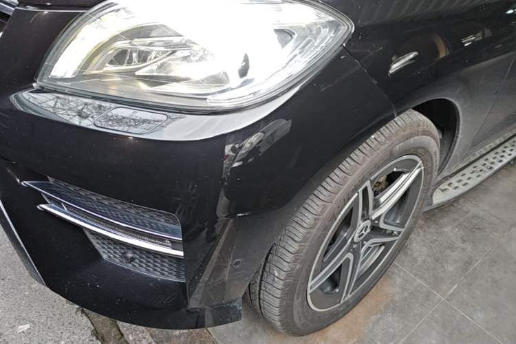 Used Mercedes-Benz M-Class 2015 ML 400 4MATIC Luxury Model Left Front Headlight
