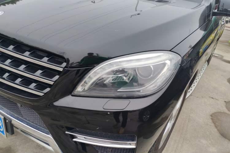 Used Mercedes-Benz M-Class 2015 ML 400 4MATIC Luxury Model Left Front Headlight