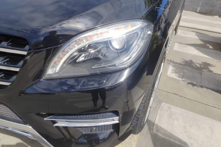 Used Mercedes-Benz M-Class 2015 ML 350 CDI 4MATIC Left Front Headlight