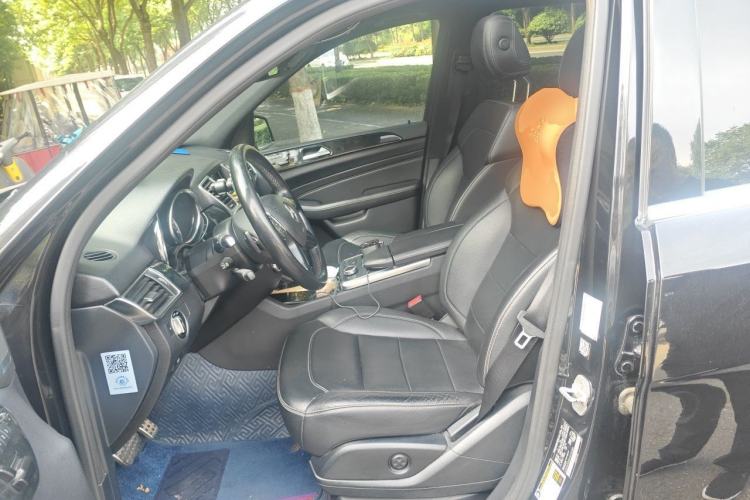 Used Mercedes-Benz M-Class  Left Front Seat