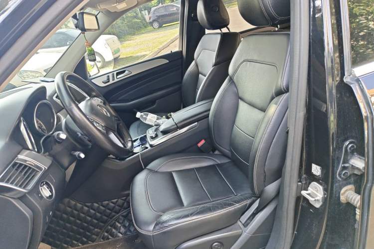 Used Mercedes-Benz M-Class 2015 ML 320 4MATIC Left Front Seat