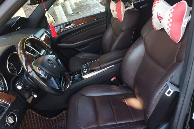Used Mercedes-Benz M-Class 2015 ML 400 4MATIC Luxury Model Left Front Seat