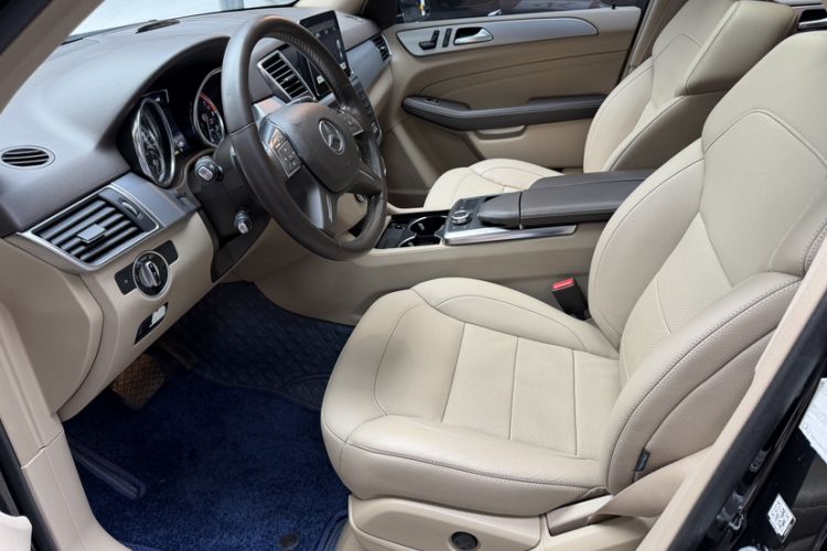 Used Mercedes-Benz M-Class 2015 ML 320 4MATIC Left Front Seat