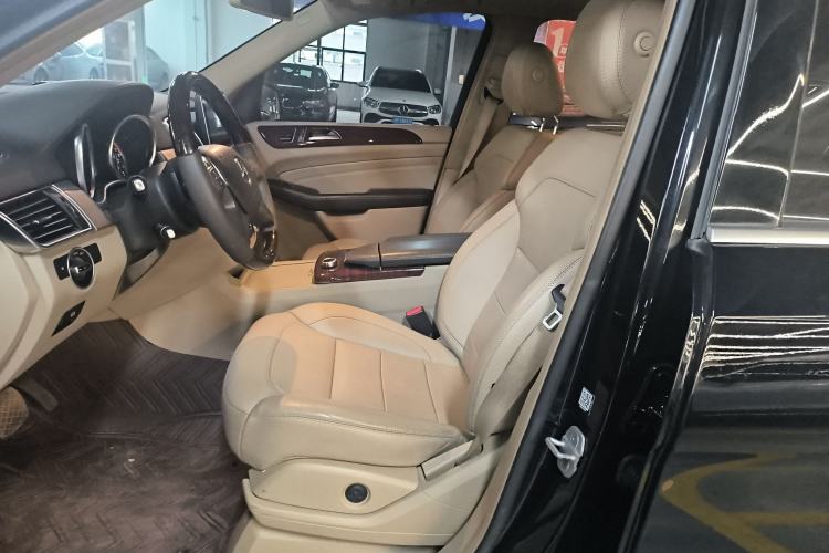 Used Mercedes-Benz M-Class 2015 ML 320 4MATIC Left Front Seat