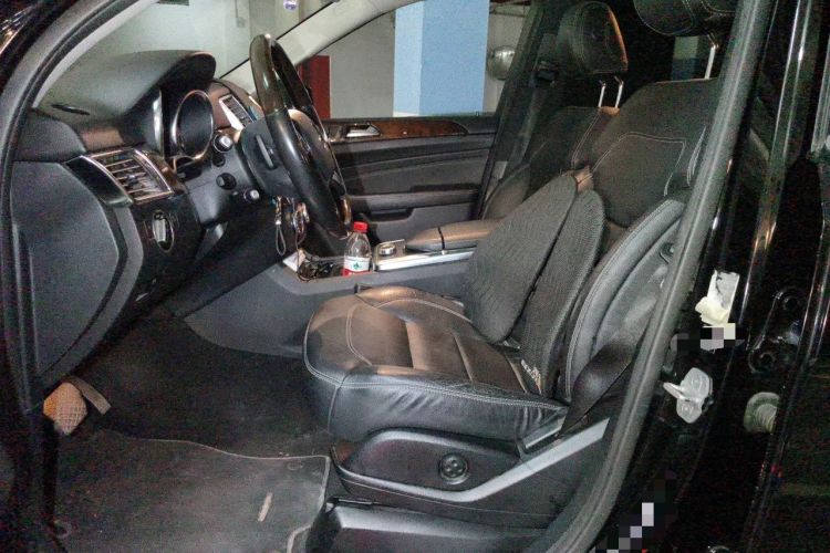 Used Mercedes-Benz M-Class 2015 ML 400 4MATIC Luxury Model Left Front Seat