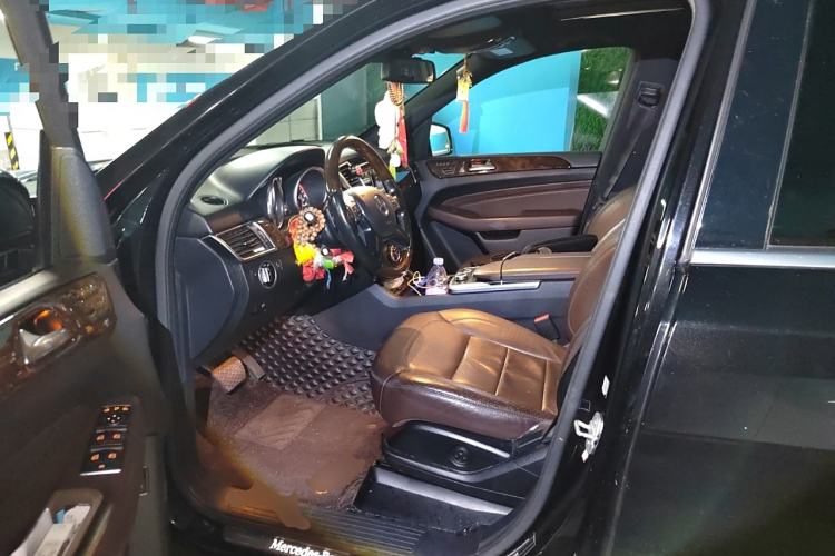 Used Mercedes-Benz M-Class 2015 ML 400 4MATIC Luxury Model Left Front Seat
