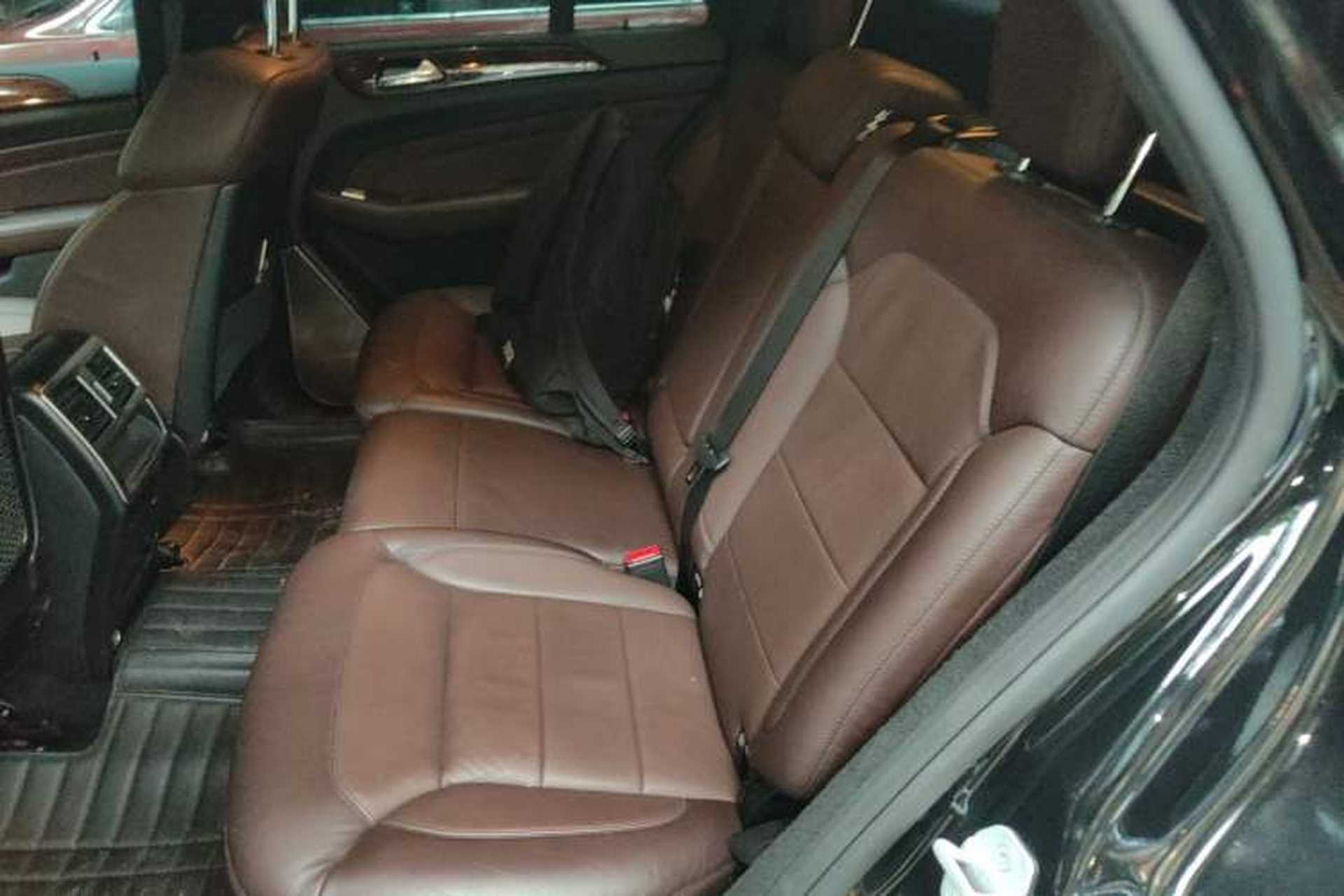 Used Mercedes-Benz M-Class 2015 ML 400 4MATIC Luxury Model Left Rear Seat