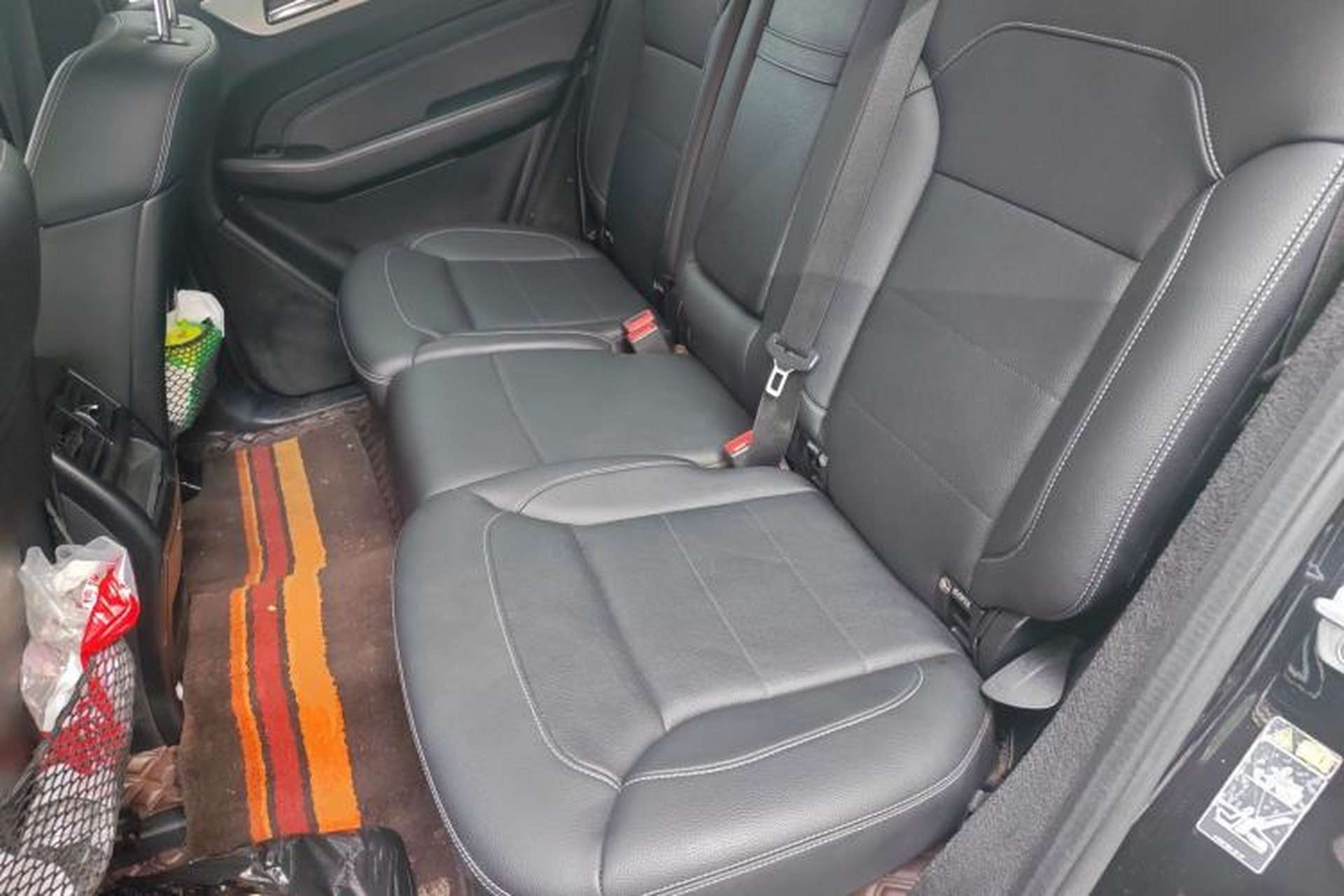 Used Mercedes-Benz M-Class 2015 ML 320 4MATIC Left Rear Seat