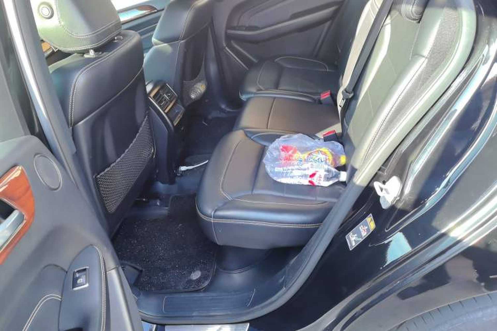 Used Mercedes-Benz M-Class  Left Rear Seat