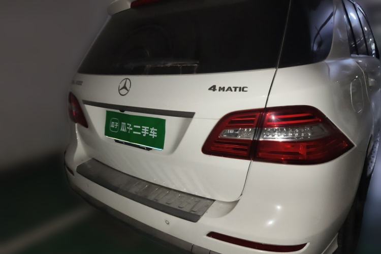 Used Mercedes-Benz M-Class 2015 ML 400 4MATIC Dynamic Model Rear