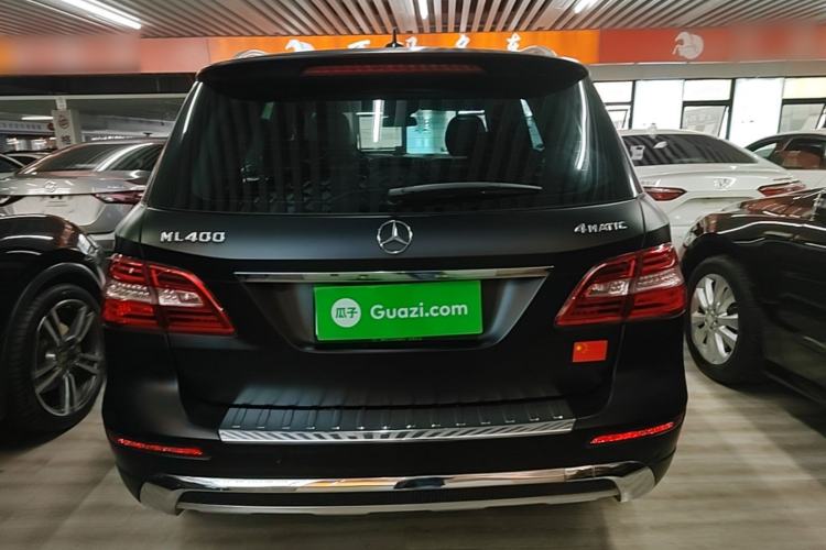 Used Mercedes-Benz M-Class 2015 ML 400 4MATIC Dynamic Model Rear