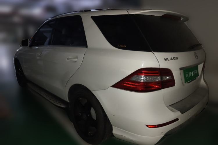 Used Mercedes-Benz M-Class 2015 ML 400 4MATIC Dynamic Model Rear Left 45 Deg