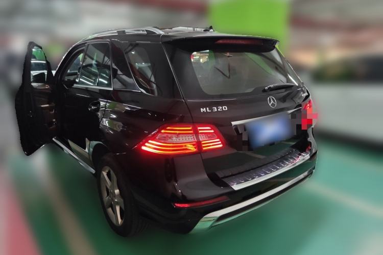 Used Mercedes-Benz M-Class 2015 ML 320 4MATIC Rear Left 45 Deg