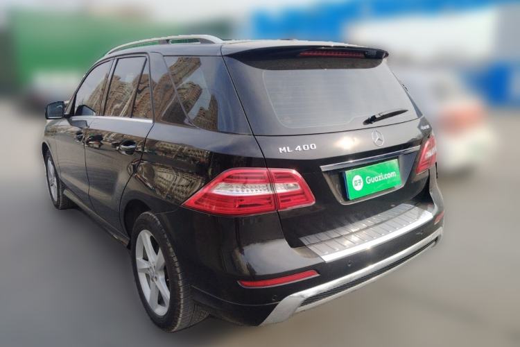Used Mercedes-Benz M-Class 2015 ML 400 4MATIC Dynamic Model Rear Left 45 Deg