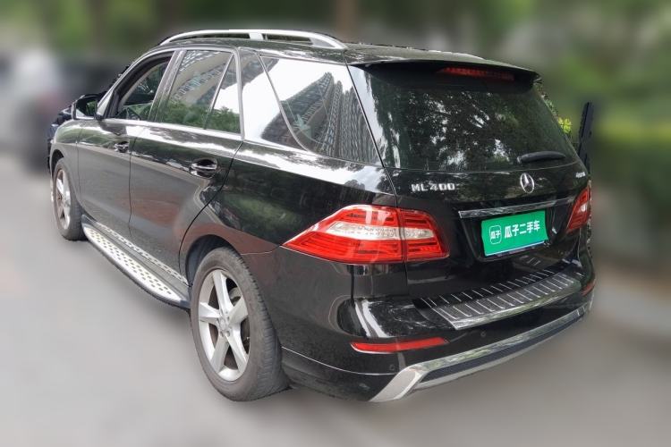 Used Mercedes-Benz M-Class 2015 ML 400 4MATIC Dynamic Model Rear Left 45 Deg