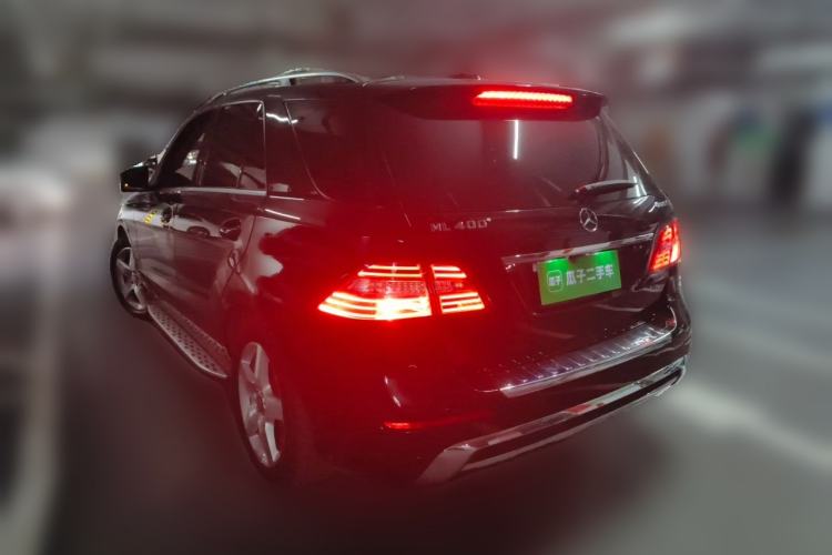 Used Mercedes-Benz M-Class 2015 ML 400 4MATIC Luxury Model Rear Left 45 Deg