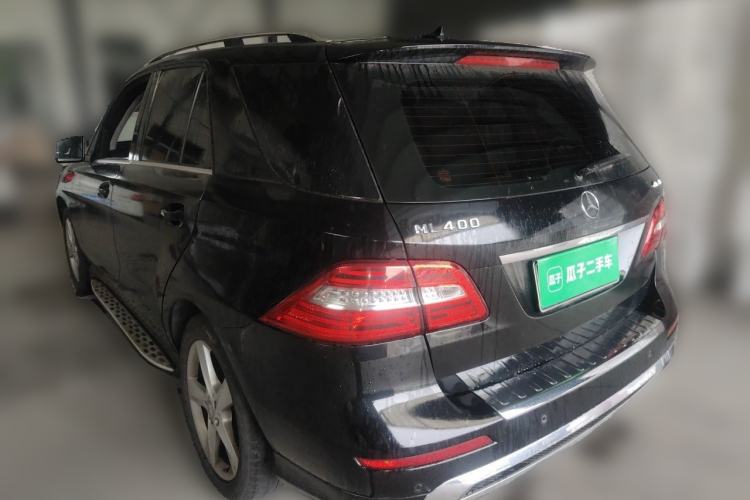 Used Mercedes-Benz M-Class 2015 ML 400 4MATIC Dynamic Model Rear Left 45 Deg