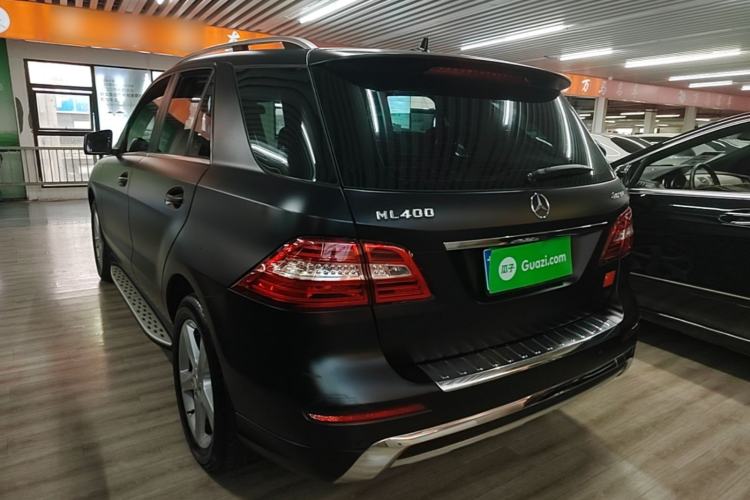 Used Mercedes-Benz M-Class 2015 ML 400 4MATIC Dynamic Model Rear Left 45 Deg