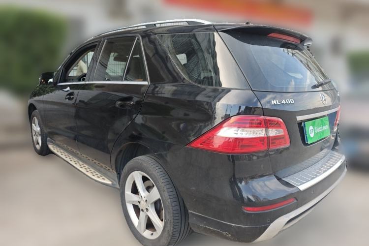 Used Mercedes-Benz M-Class 2015 ML 400 4MATIC Dynamic Model Rear Left 45 Deg