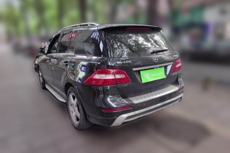 Used Mercedes-Benz M-Class 2015 ML 400 4MATIC Luxury Model Rear Left 45 Deg