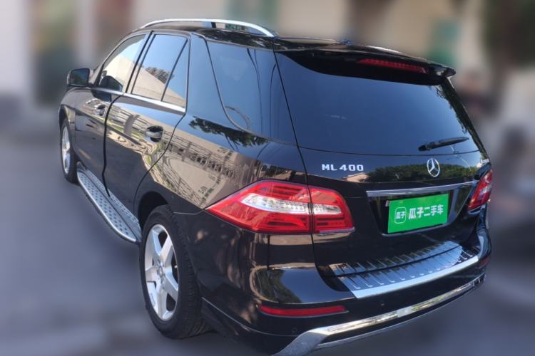 Used Mercedes-Benz M-Class 2015 ML 400 4MATIC Luxury Model Rear Left 45 Deg