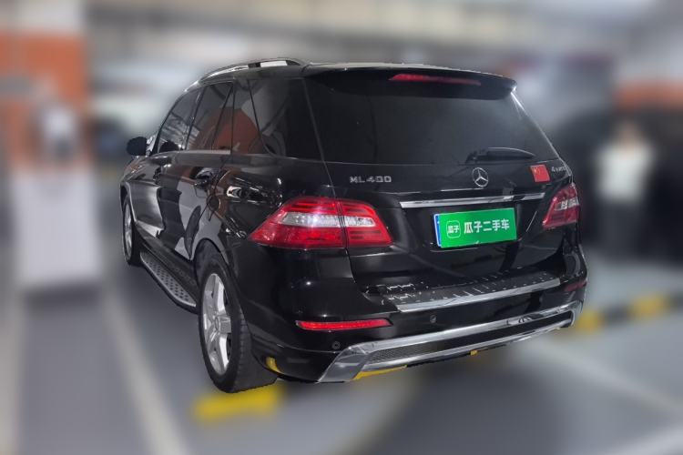Used Mercedes-Benz M-Class 2015 ML 400 4MATIC Luxury Model Rear Left 45 Deg