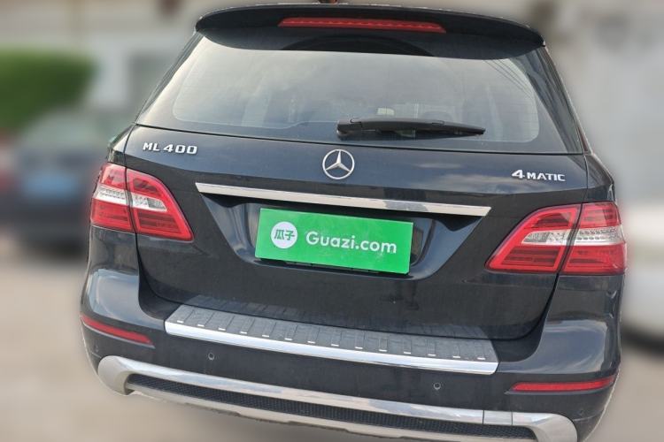 Used Mercedes-Benz M-Class 2015 ML 400 4MATIC Dynamic Model Rear