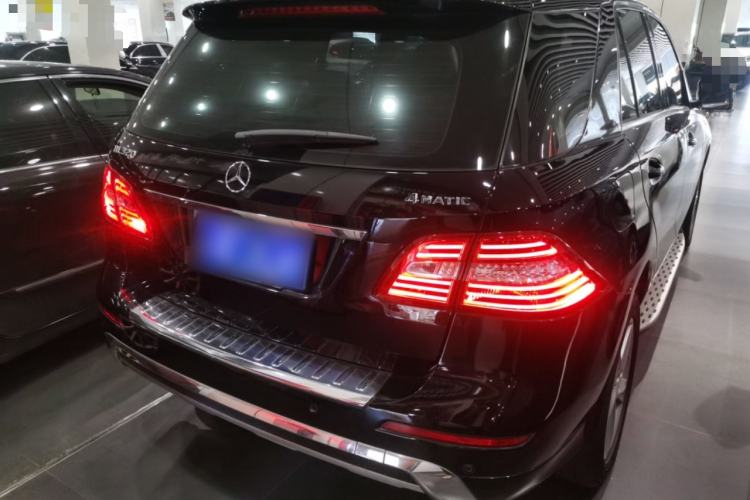 Used Mercedes-Benz M-Class 2015 ML 320 4MATIC Rear Right 45 Deg