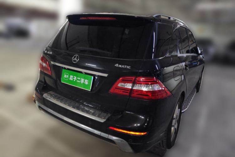 Used Mercedes-Benz M-Class 2015 ML 400 4MATIC Luxury Model Rear Right 45 Deg