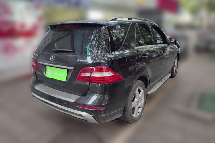 Used Mercedes-Benz M-Class 2015 ML 400 4MATIC Luxury Model Rear Right 45 Deg