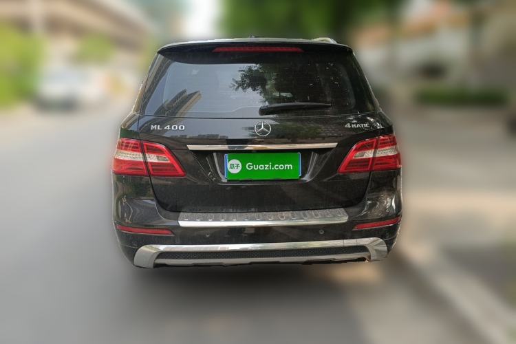 Used Mercedes-Benz M-Class 2015 ML 400 4MATIC Dynamic Model Rear