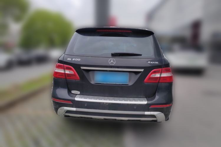 Used Mercedes-Benz M-Class 2015 ML 400 4MATIC Dynamic Model Rear