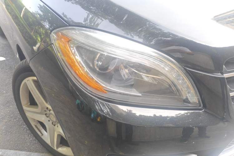 Used Mercedes-Benz M-Class  Right Front Headlight