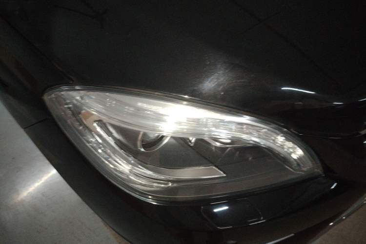 Used Mercedes-Benz M-Class 2015 ML 320 4MATIC Right Front Headlight