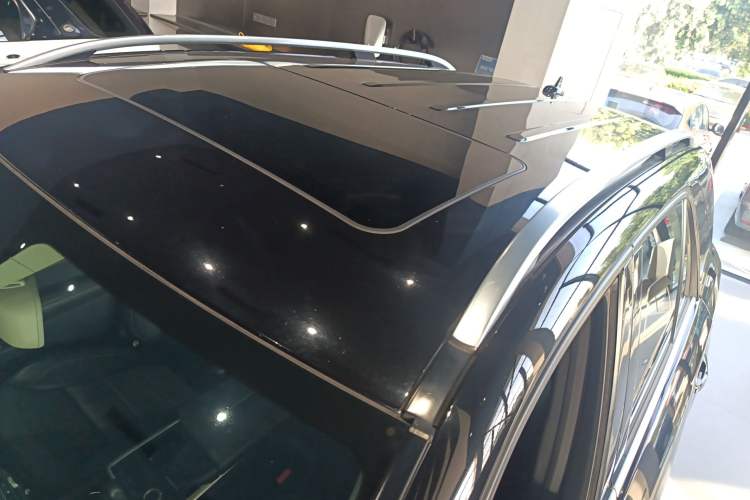 Used Mercedes-Benz M-Class 2015 ML 320 4MATIC Roof