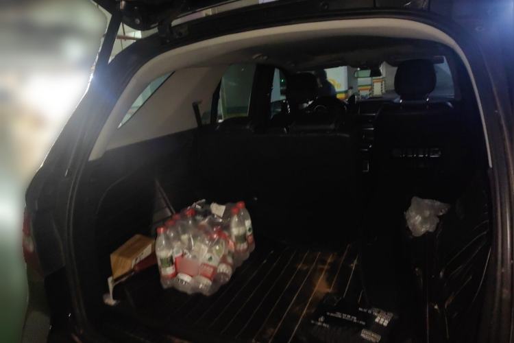 Used Mercedes-Benz M-Class 2015 ML 320 4MATIC Trunk
