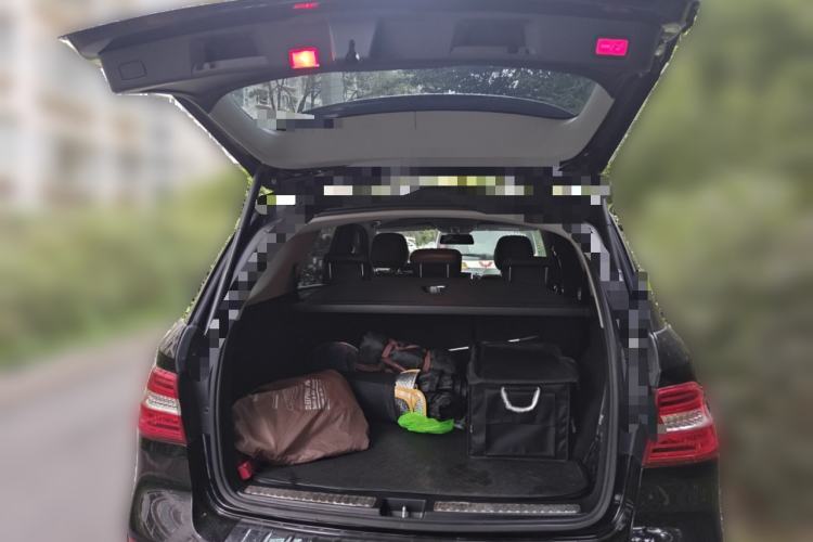 Used Mercedes-Benz M-Class 2015 ML 320 4MATIC Trunk