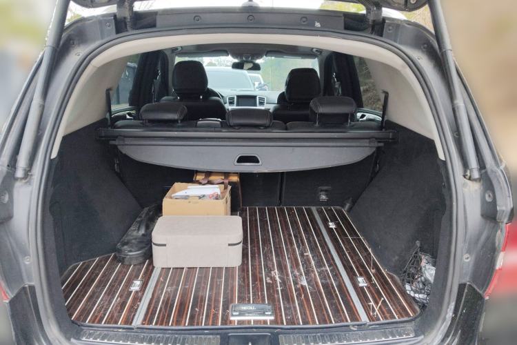 Used Mercedes-Benz M-Class 2015 ML 400 4MATIC Dynamic Model Trunk