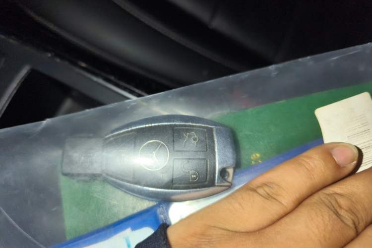 Used Mercedes-Benz M-Class 2015 ML 400 4MATIC Dynamic Model Vehicle Key
