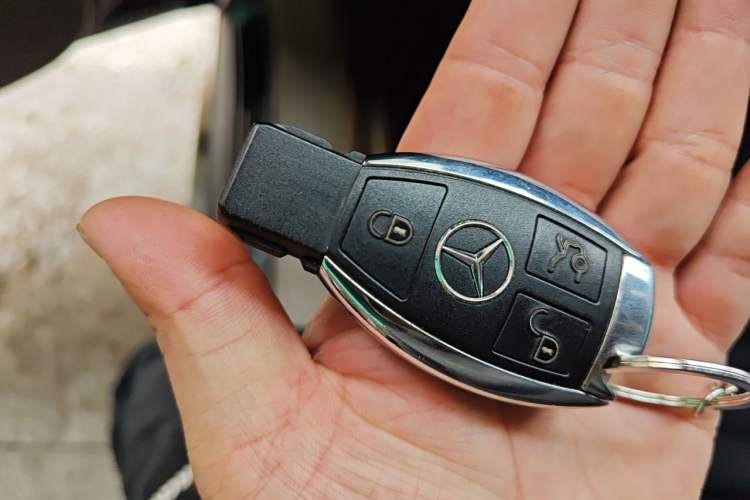 Used Mercedes-Benz M-Class 2015 ML 350 CDI 4MATIC Vehicle Key