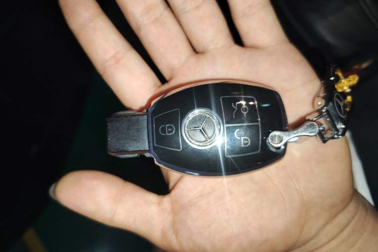 Used Mercedes-Benz M-Class 2015 ML 320 4MATIC Vehicle Key