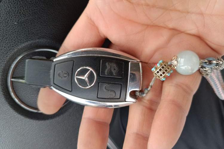 Used Mercedes-Benz M-Class 2015 ML 400 4MATIC Luxury Model Vehicle Key