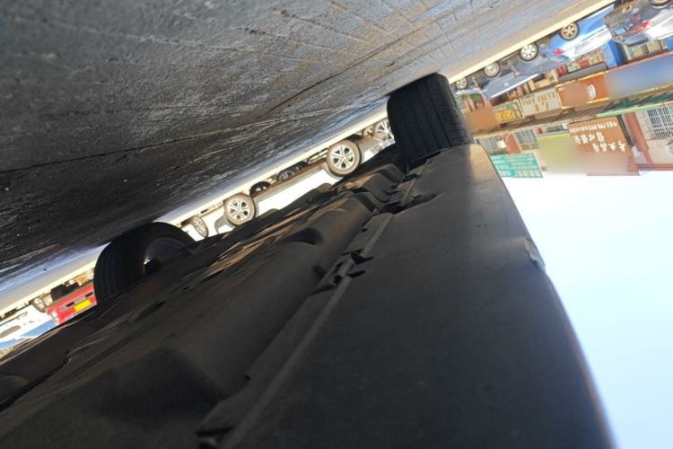 Used Mercedes-Benz M-Class 2015 ML 320 4MATIC Chassis Front Right